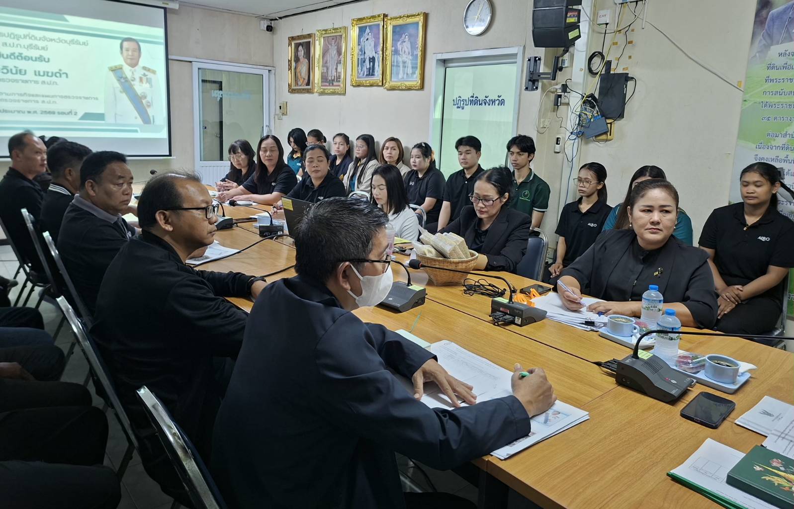 title - ผู้ตรวจราชการ ส.ป.ก. ประชุมตรวจติดตามความก้าวหน้าผลการดำเนินงานตามแผนการตรวจราชการของ สำนักงานการปฏิรูปที่ดินเพื่อเกษตรกรรม ประจำปีงบประมาณ พ.ศ. 2569 รอบที่ 2  เขตตรวจราชการที่ 13จังหวัดบุรีรัมย์